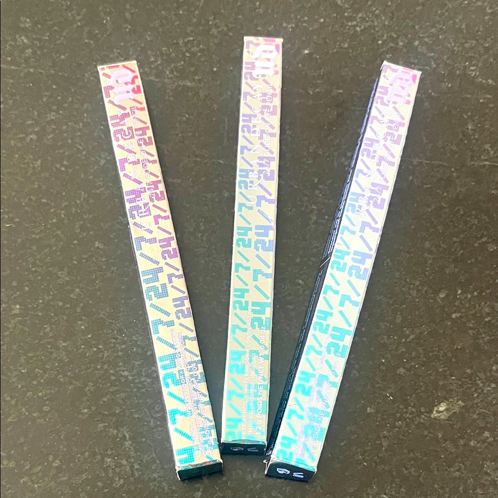 Urban Decay Eyeliner Set - Holographic Packaging